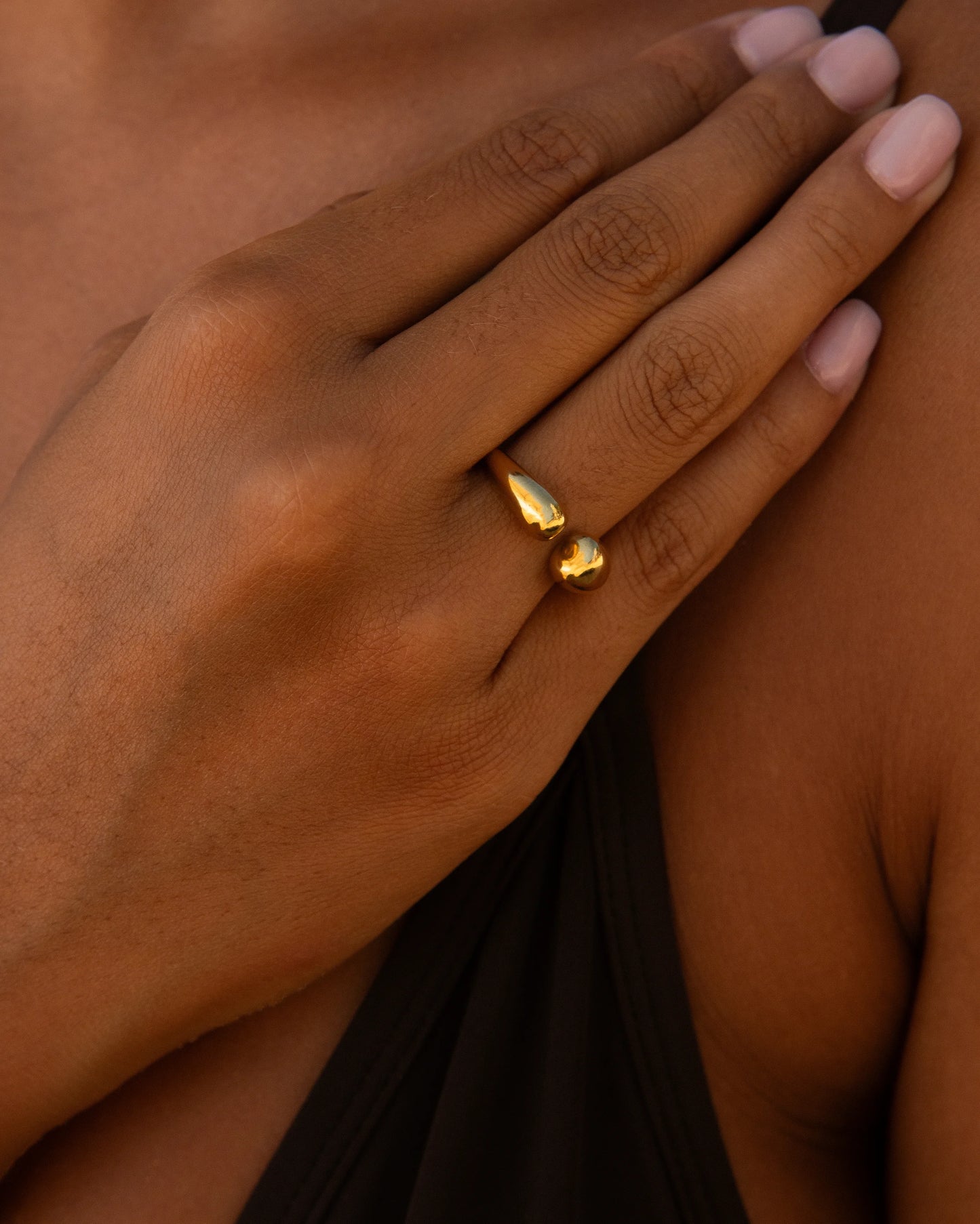 Anillo Nerina